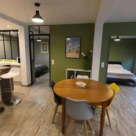 Le Solferino, Cosy Town Centre With Car Park Poitiers