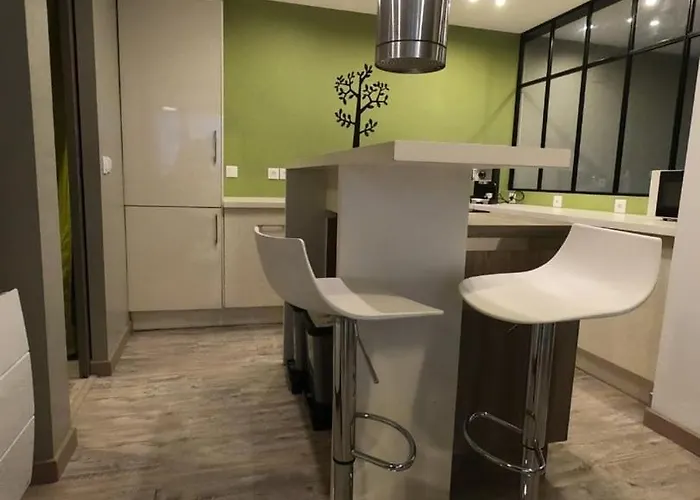 Lejlighed Le Solferino, Cosy Town Centre With Car Park